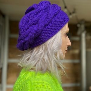 Handknitted Hat and Gloves Set. 100% handmade